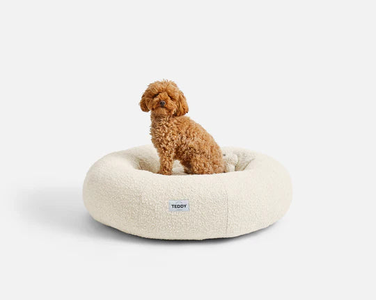 Dream Paws Teddy Bouclé Bed – Large Almond White Luxury Dog & Cat Bed