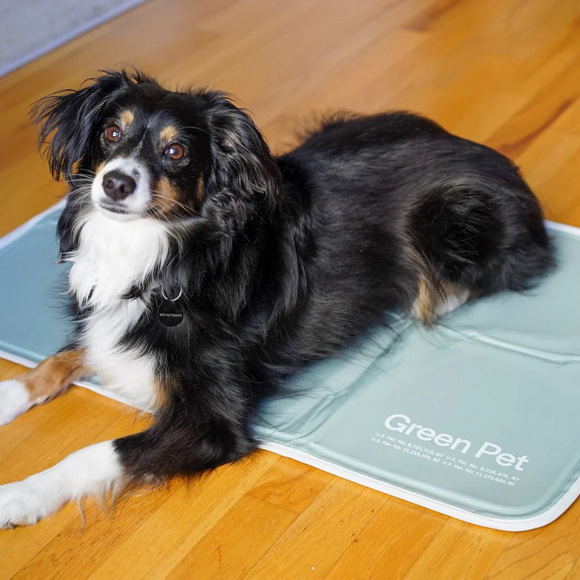 Premium Cooling Pet Pad – Soft, Breathable & Self-Cooling Mat for Dogs & Cats